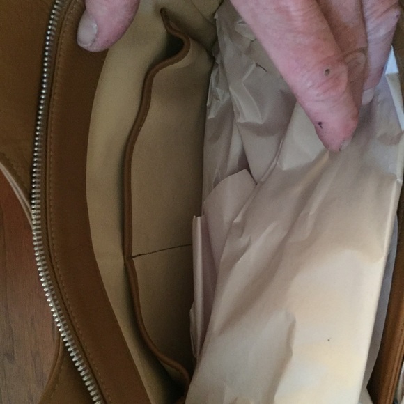 SAS hobo bag. New with tags - Picture 4 of 5